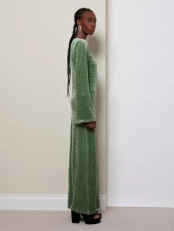 Sister Jane Ghospell Arden Velvet Midi Dress | Women Dresses | Ghospell