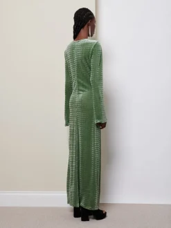 Sister Jane Ghospell Arden Velvet Midi Dress | Women Dresses | Ghospell